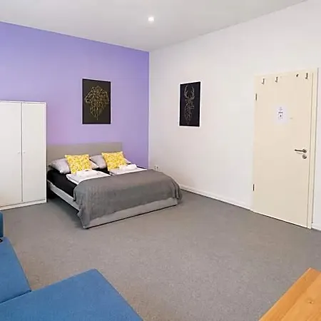 Corner אכסניה
