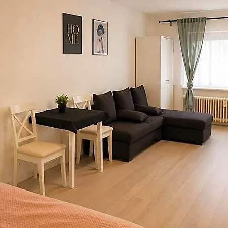 אכסניה Corner *